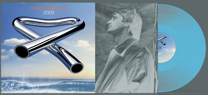 Portada de álbum con un fondo azul y un disco de vinilo turquesa.